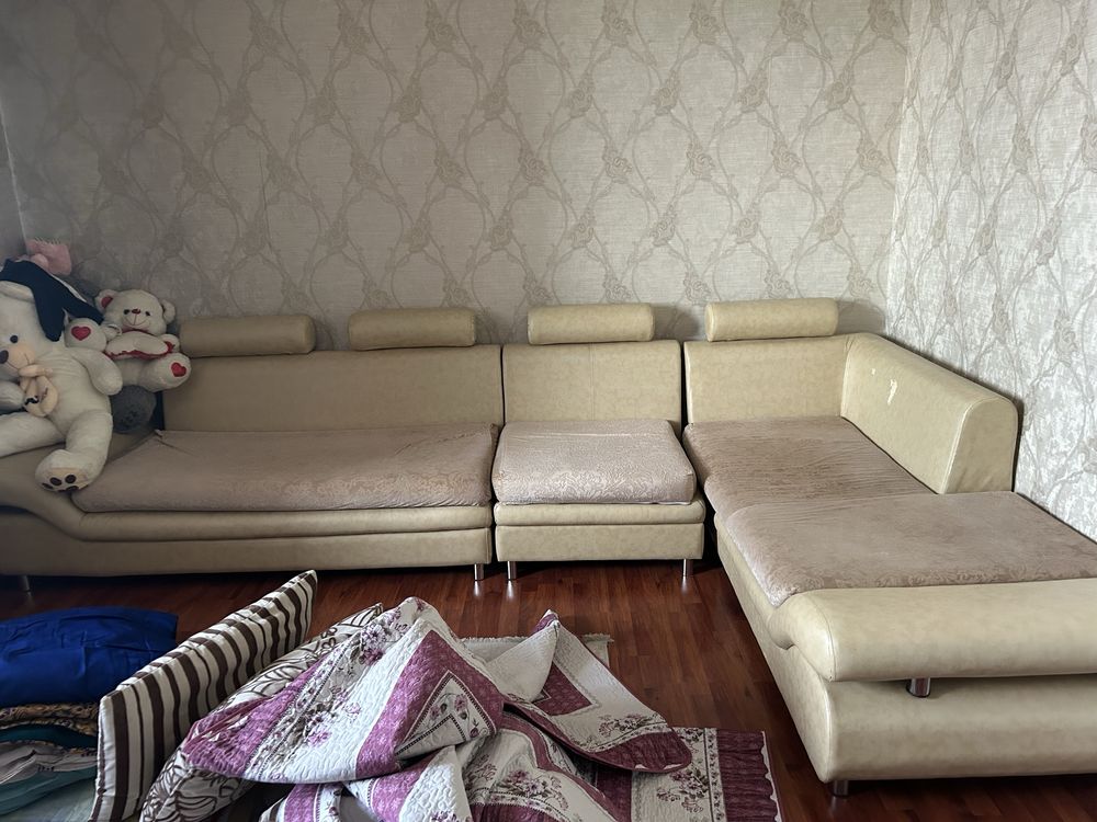 Диван для гостиной