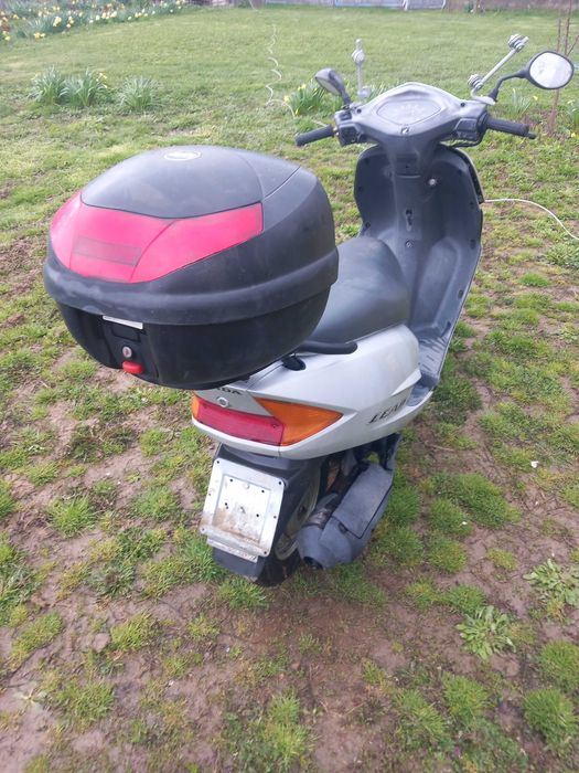 2 scutere , honda lead , garelli capri 50 cu documente