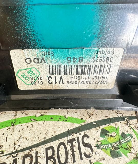 Ceasuri bord 3B0920 845 VDO Volkswagen VW Passat B5.5 (facelift)
