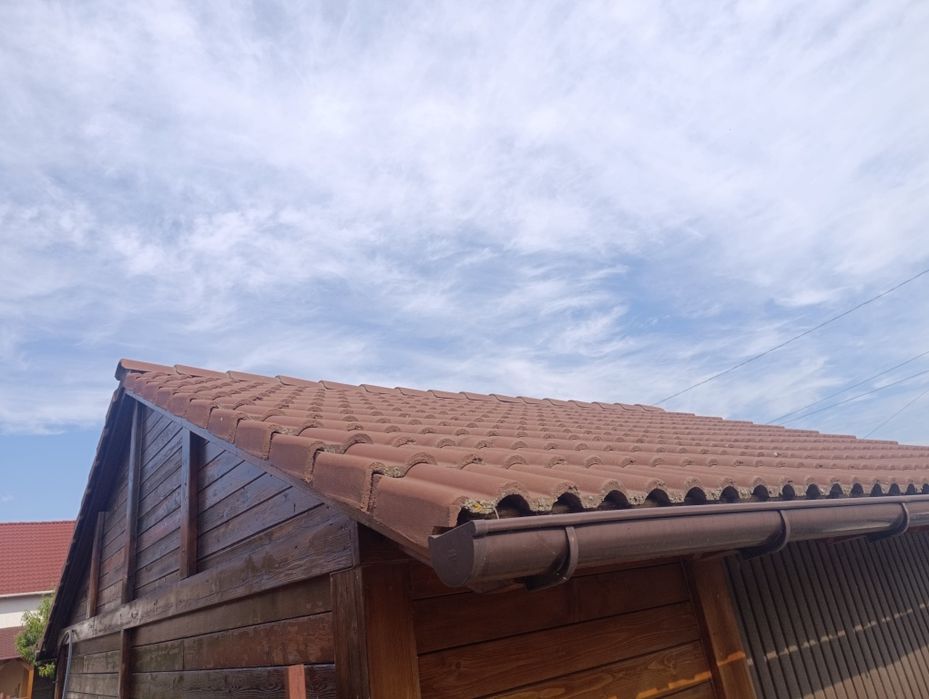 Vând țigle stare foarte bună