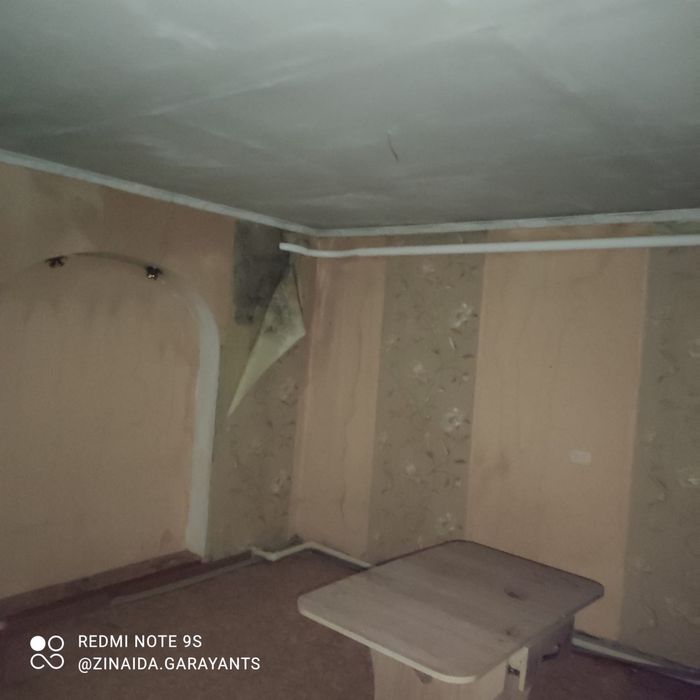 Продам два дома в одном дворе