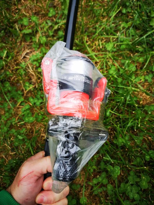 set complet de pescuit - 1 lanseta. 3 bete telescopice, line, husa