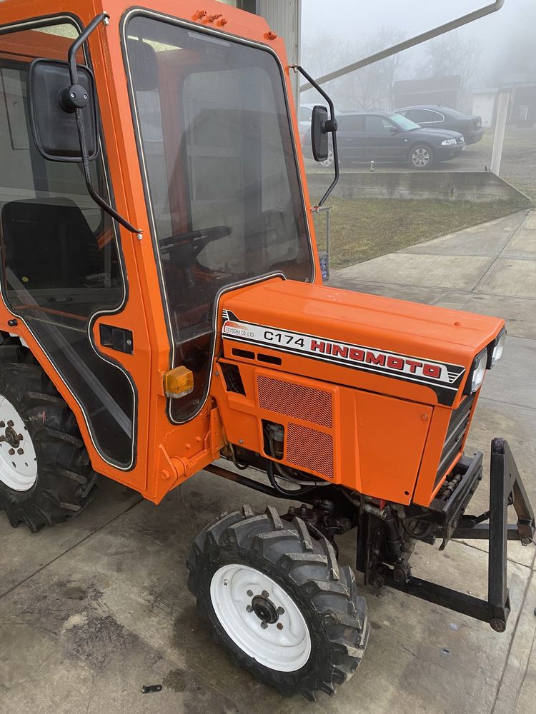 Tractoras Hinomoto C174