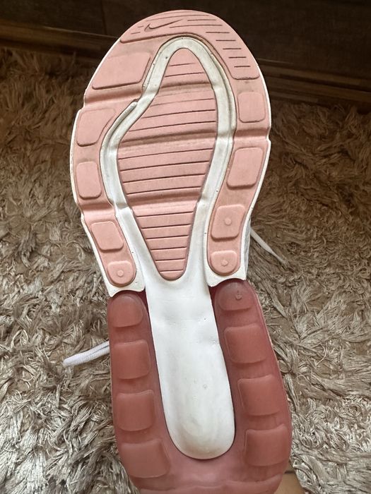 Дамски маратонки Nike