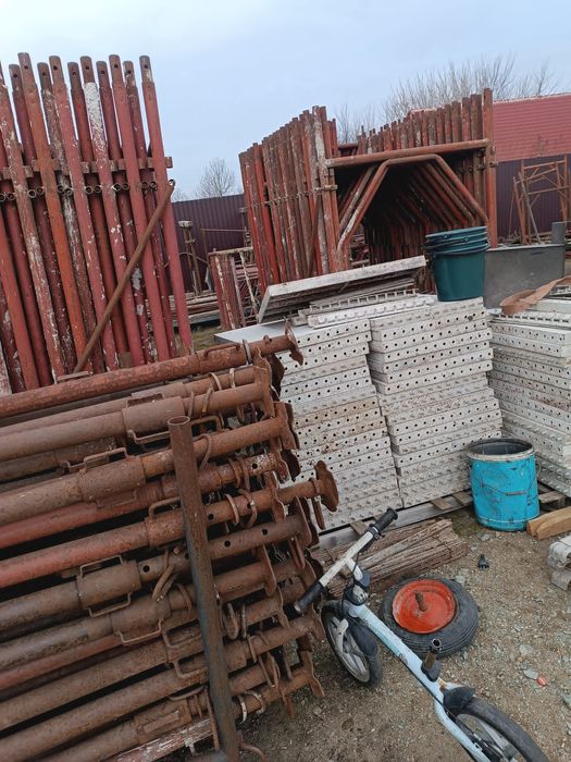 Vand schela metalica