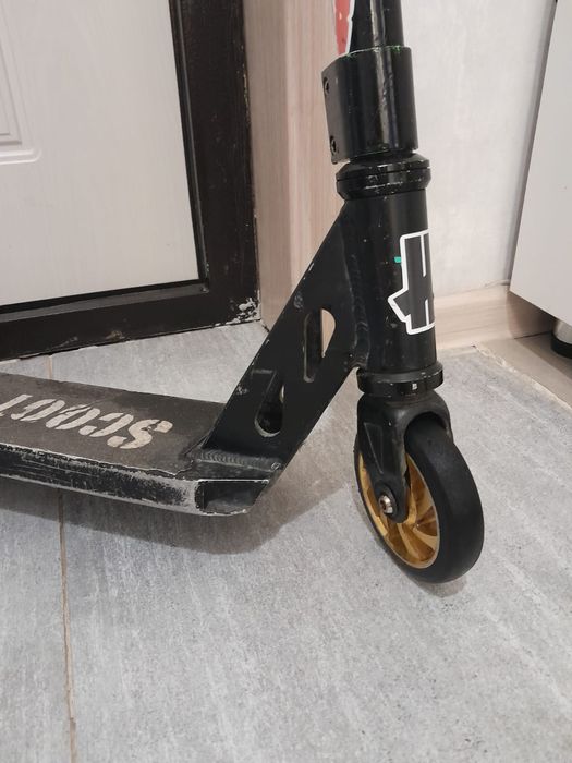 Трюковой самокат-отличное качество и стиль