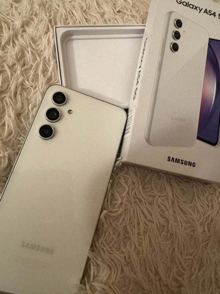 Смартфон Samsung Galaxy A54 5G 8 ГБ/256 ГБ белый