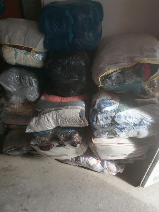 Stoc marfa Second-hand îmbrăcăminte și încălțăminte (bărbătească XXL)