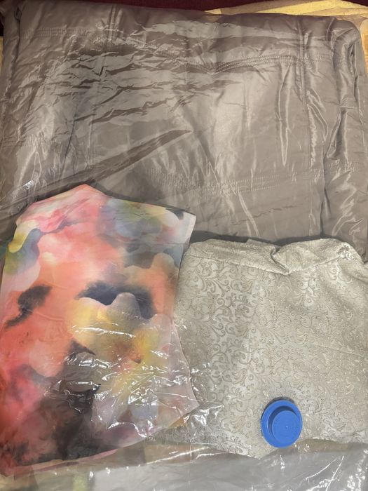 Отдам пакет с женской одеждой 54-56 р-р