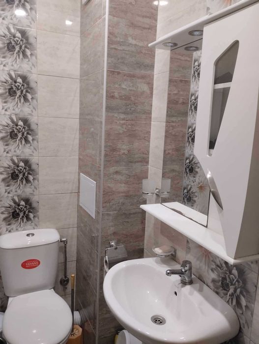 Дава се под наем Двустаен апартамент в Стара Загора, Център - 55 кв.м за 210 € - Снимка #7