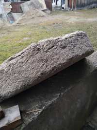 Дялано каменно стъпало