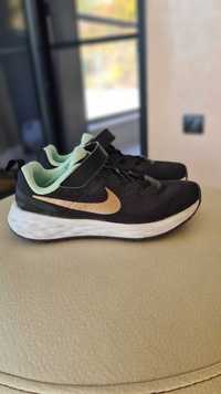 Детски маратонки Nike 29.5