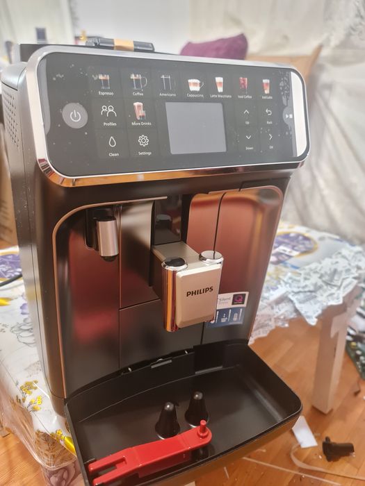 Philips Series 5500 EP5547 90