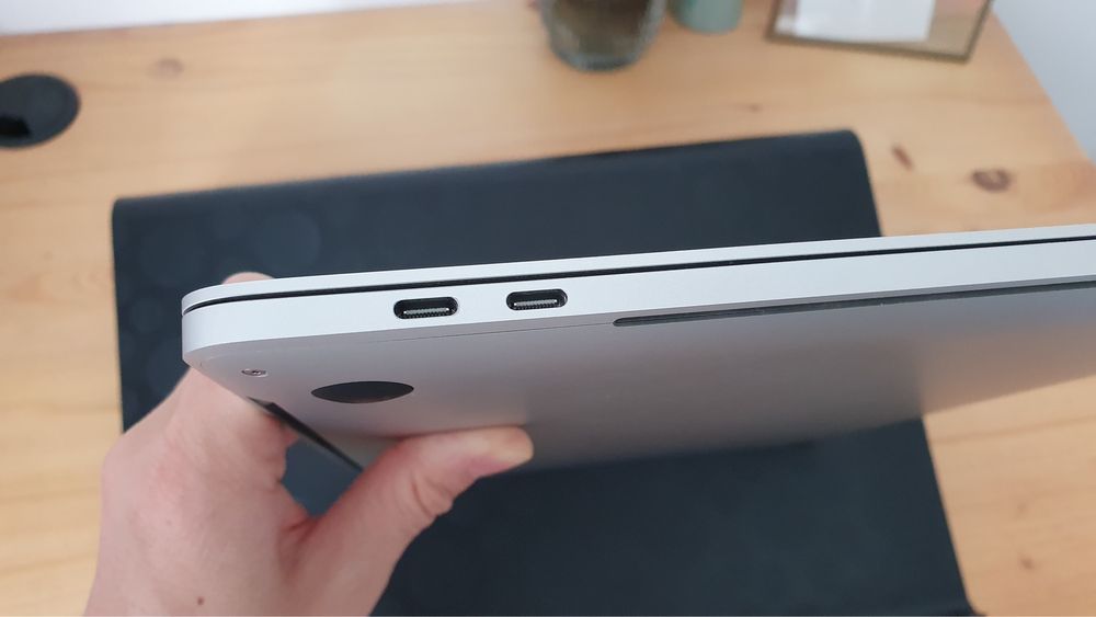 Apple MacBook Pro Intel i7 15 inch 32Gb ram