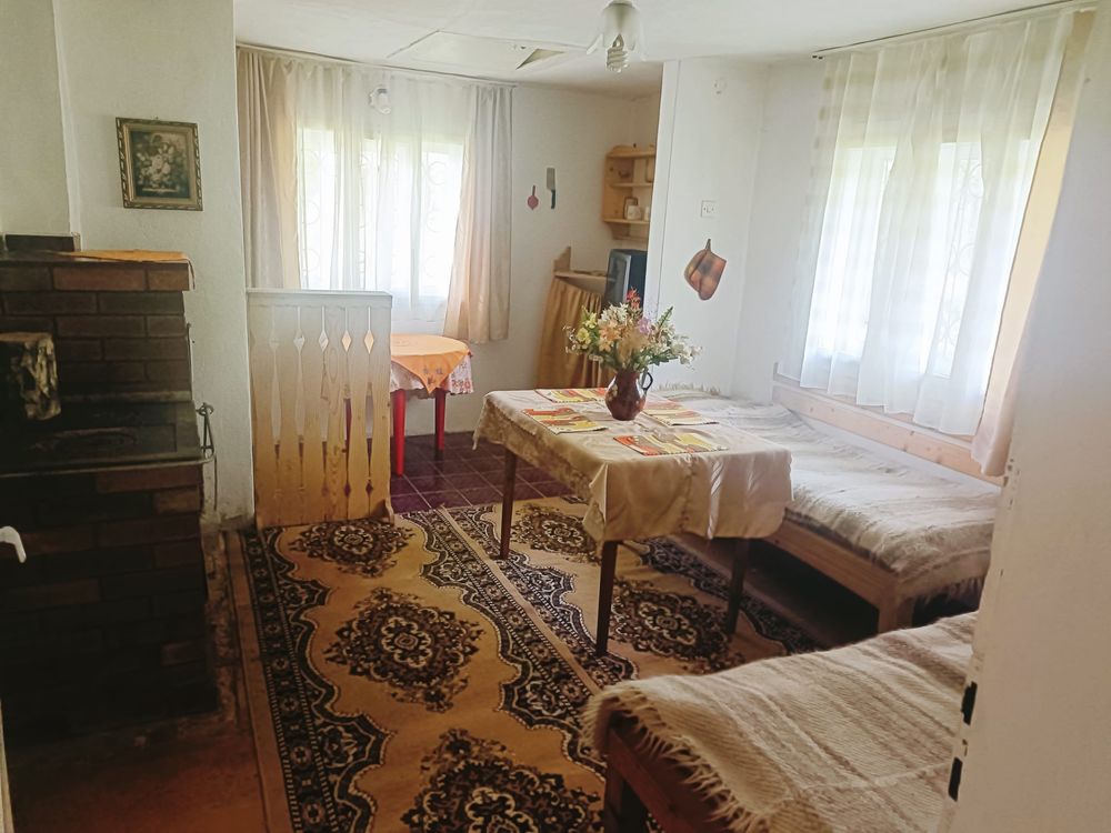 Vând casă locuit/vacanță în comuna Ciucea, județul Cluj