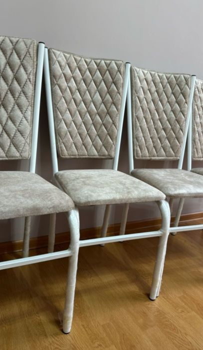 Стулья Новый 2025