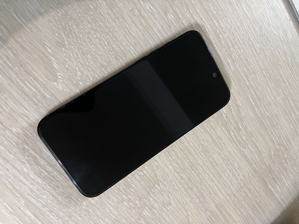 Iphone 15 pro max 256 gb 86% аккумулятор