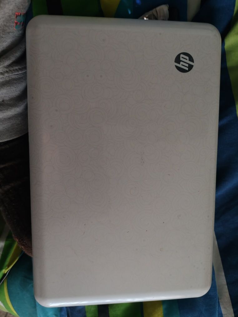 Vând laptop HP mini 110