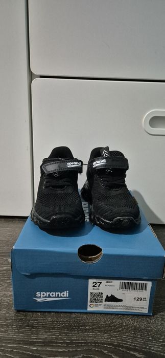 Adidasi baieti 27 lumini