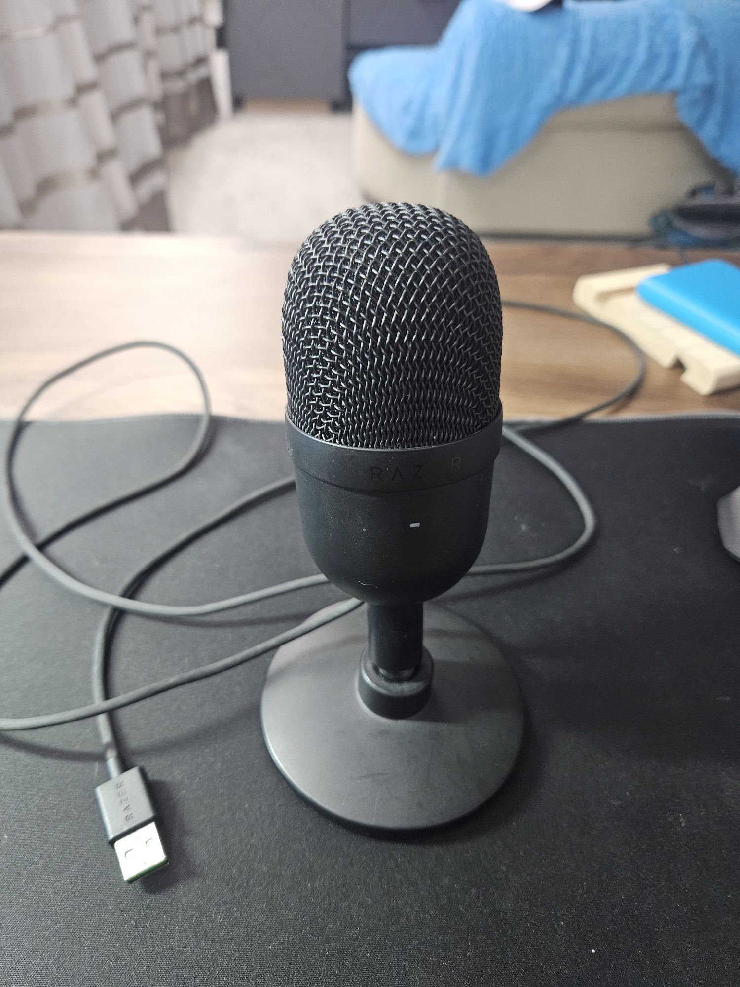 Микрофон razer siren mini