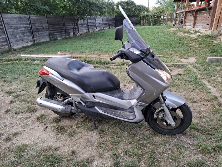 Yamaha  xmax 250