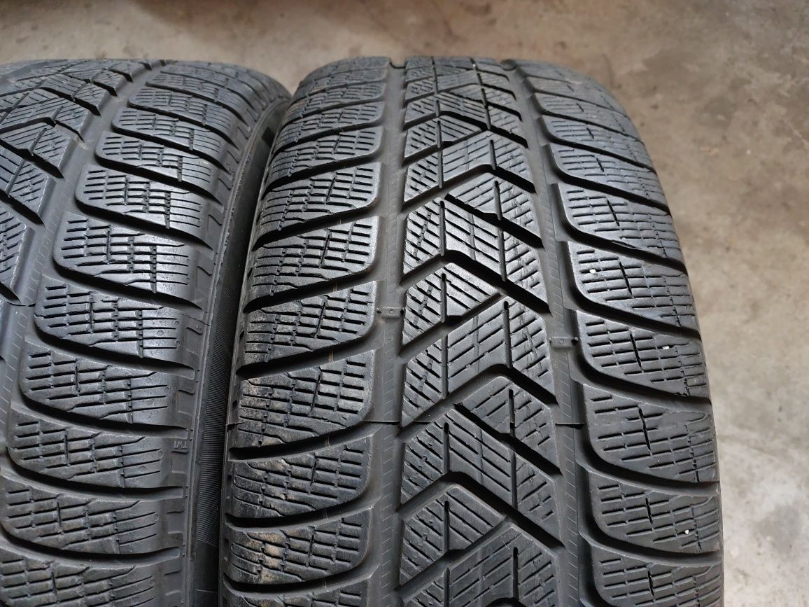 2 anvelope 235/55 R19 Pirelli