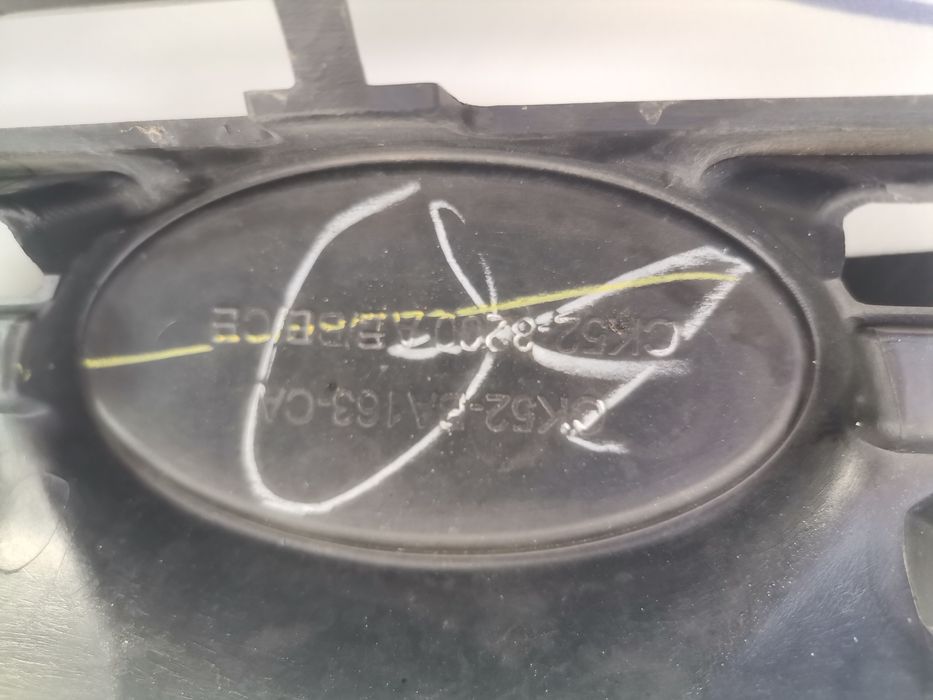 Grila radiator Range Rover Vogue L405 după 2013!