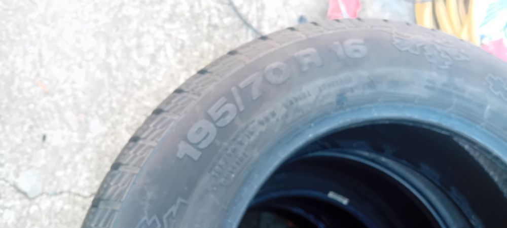 Continental cross contact 195 70 16