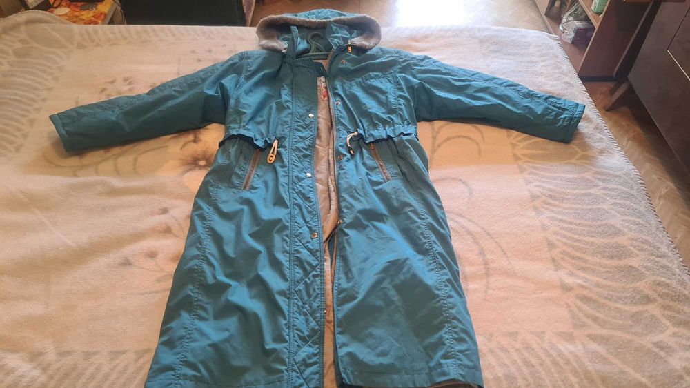 Продам пальто демисезонное утепленное, дубленку женскую