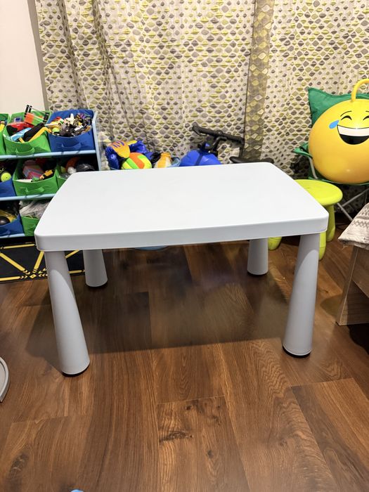 Masa copii (model Mammut IKEA)
