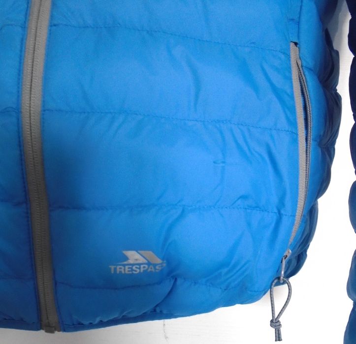 geaca primavara - toamna  trespass, marimea m = 50 lei