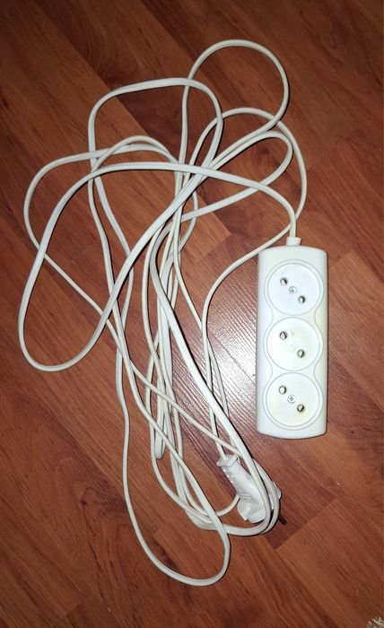 Продам удленитель 5 метров  в отличном состоянии в