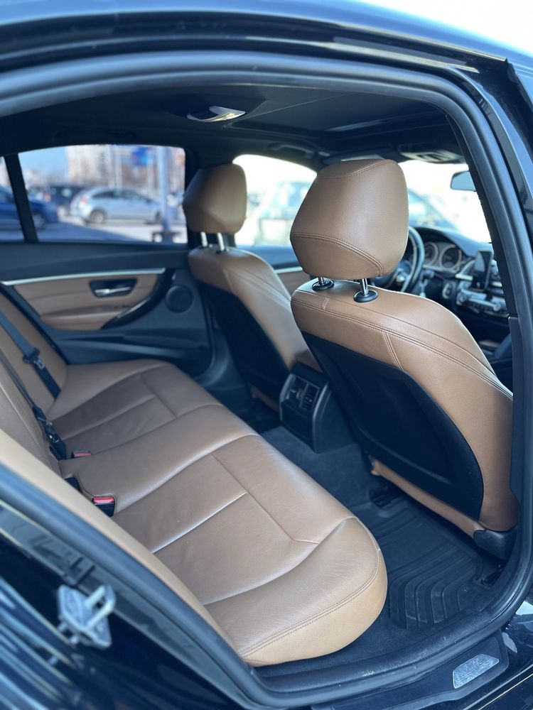 Bmw 328i  xDrive.