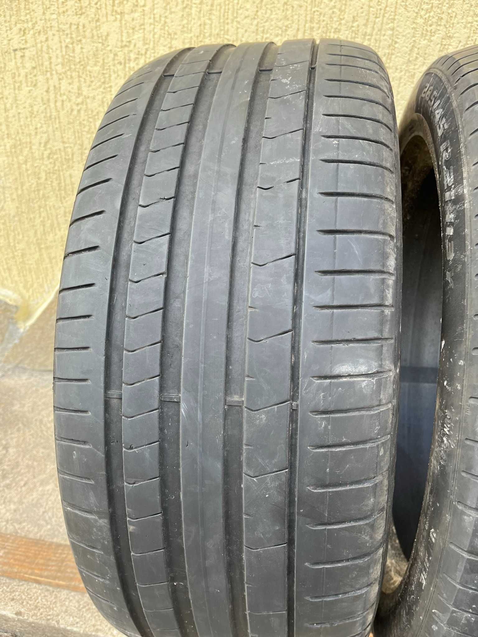 2 бр. летни гуми 285/45/21 Pirelli RSC  DOT 3820 4,5 mm