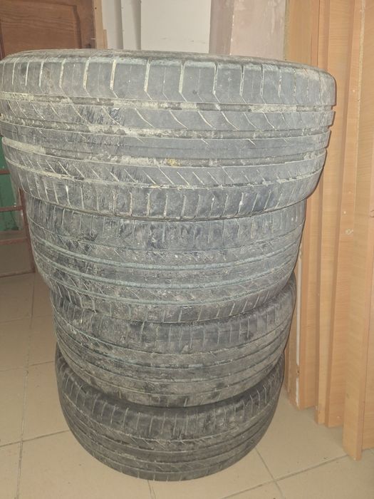 Anvelope vară Continental 235,50 r18