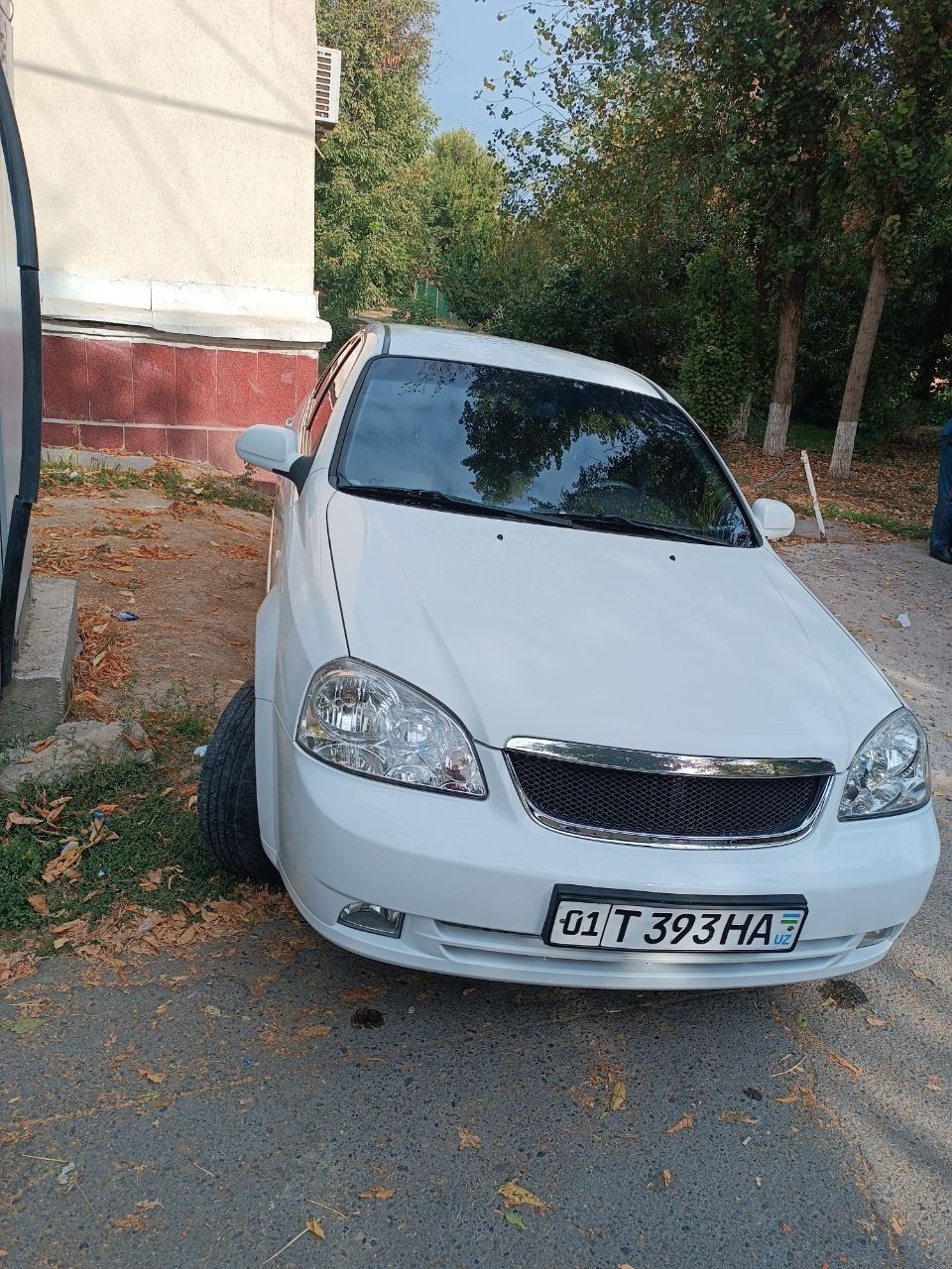 Продаем машину Lacetti 2011 года