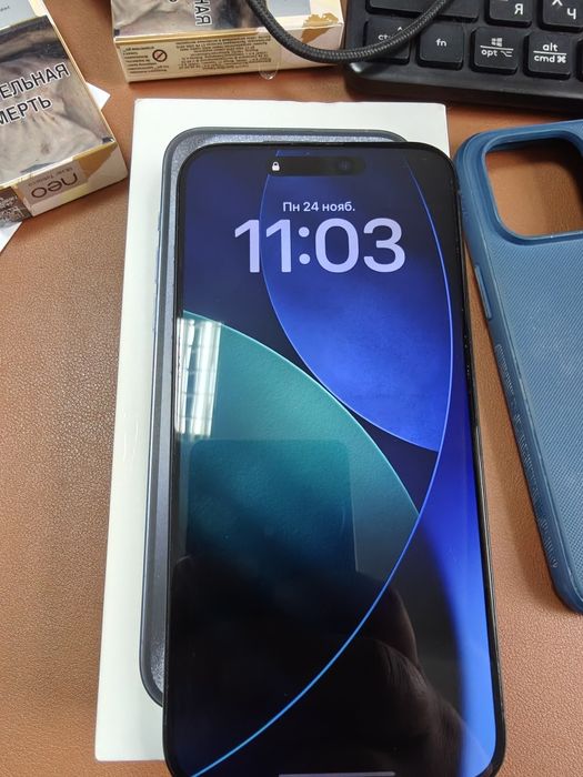 Продам Iphone 15pro max 256