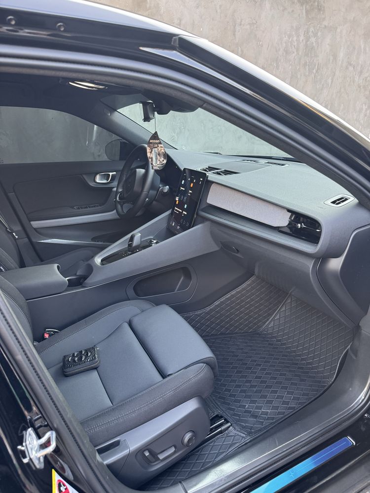 Продаю Volvo polestar 2