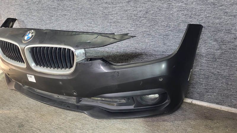 BMW seria 3 2014/2017 F30 F41 facelift Bara fata BF1087