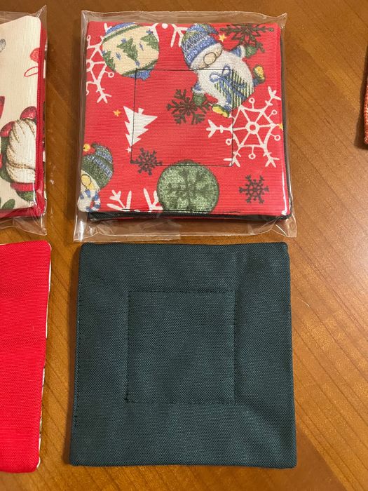 Коледни , красиви и различни подложки