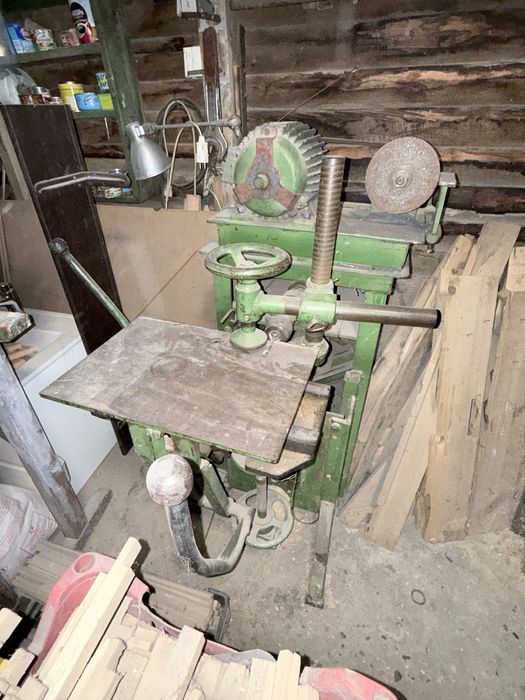 Masini tamplarie plus accesorii