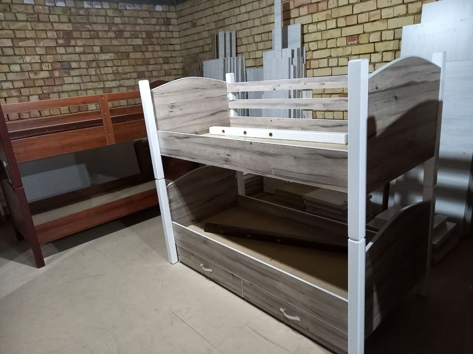 Двухъярусный кровать