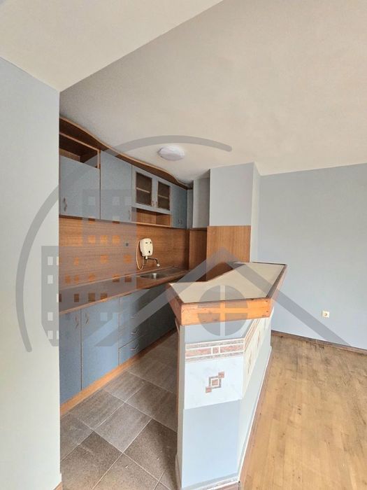 Продава се Двустаен апартамент в Варна, Зимно кино Тракия - 64 кв.м за 1036 €/кв.м - Снимка #4