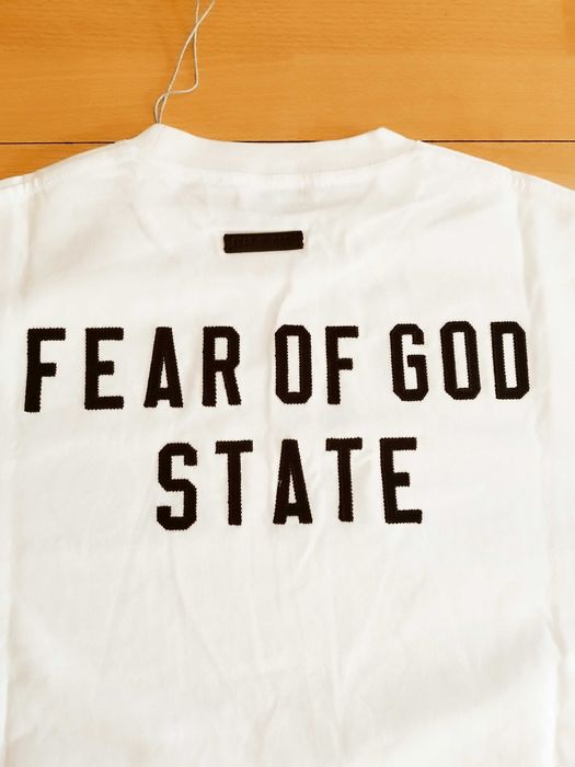 Мъжка тениска ESSENTIALS -XL размер