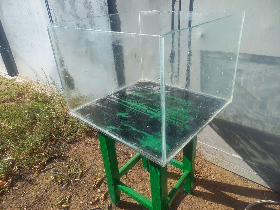 Продам 75л аквариум