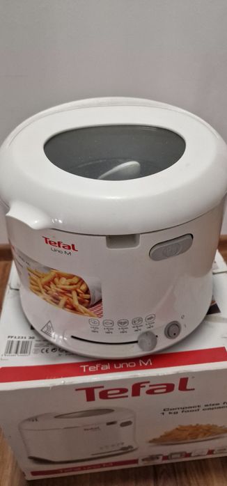 Friteuza Tefal .