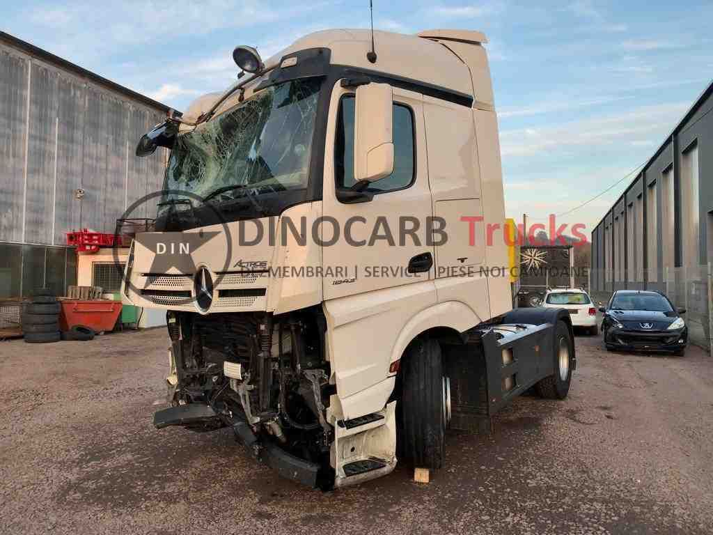 DINOCARB Trucks - centru autorizat dezmembrari camioane