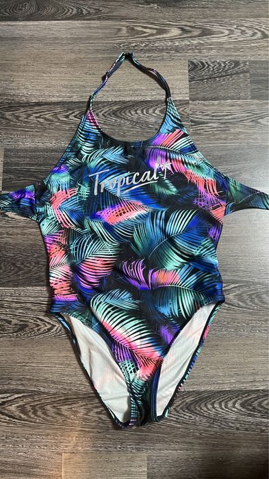 Продам купальник