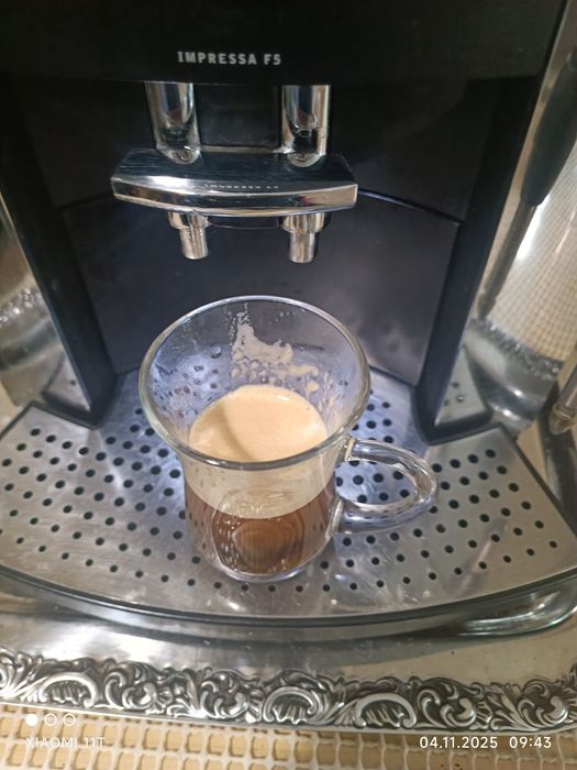 Автоматична кафе машина