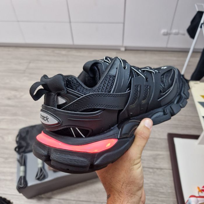 Balenciaga Track Led marimea 41